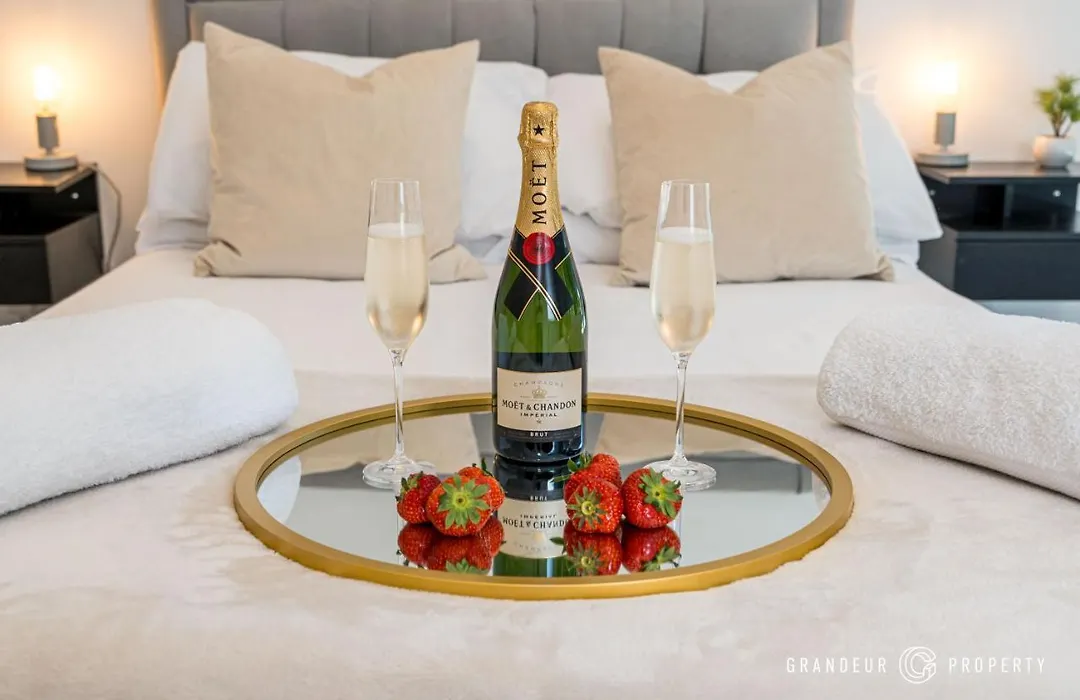 Carbery Ridge By Grandeur Property-1